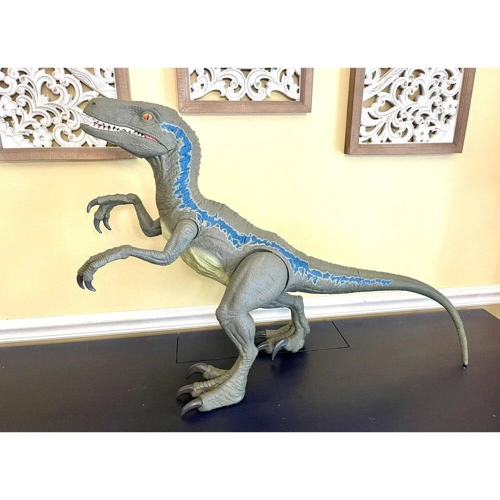 Mattel Jurassic World Super Colossal Velociraptor Blue 3.5ft Dinosaur Toy GCT93
